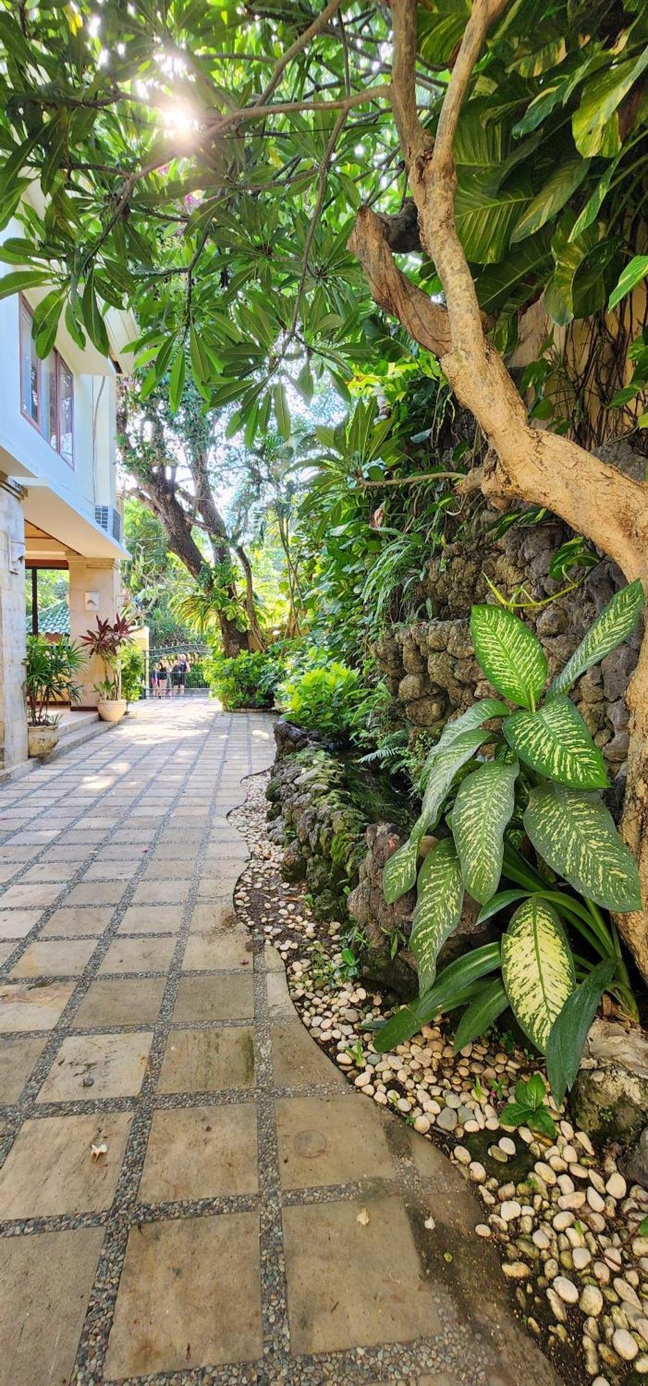 Bali Emerald Apartments Sanur  Exterior photo